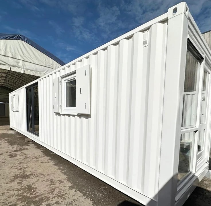 40 ft Converted Shipping Container Open Plan Office Portable Container – photo 1 of 6